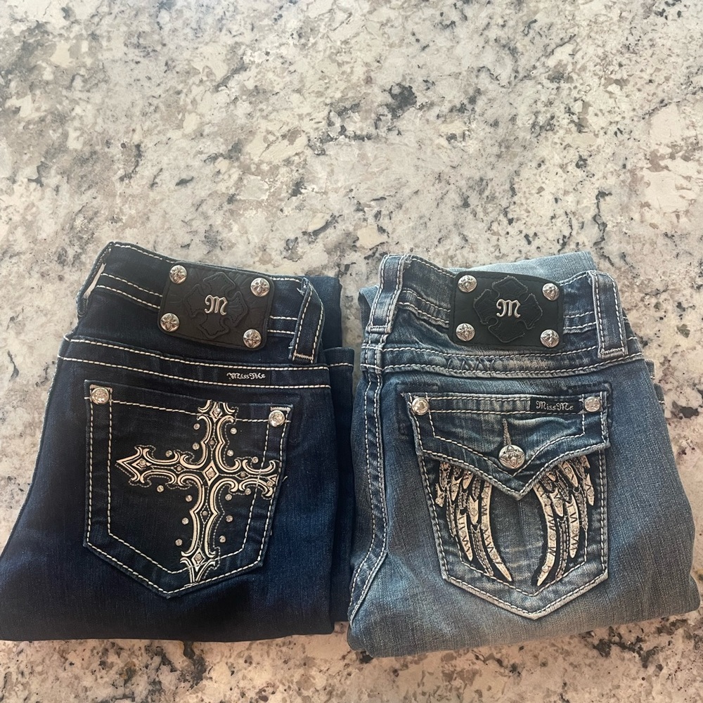 2 pair of Miss Me jeans size 26